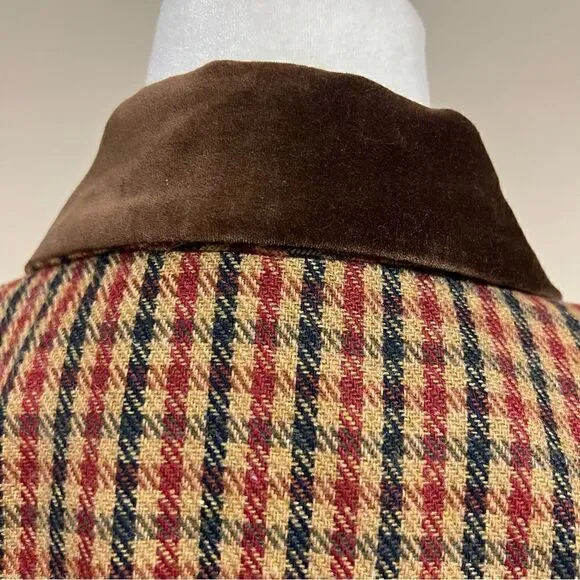 Sag Harbor houndstooth blazer with velvet trim size 14P - Picture 8 of 11